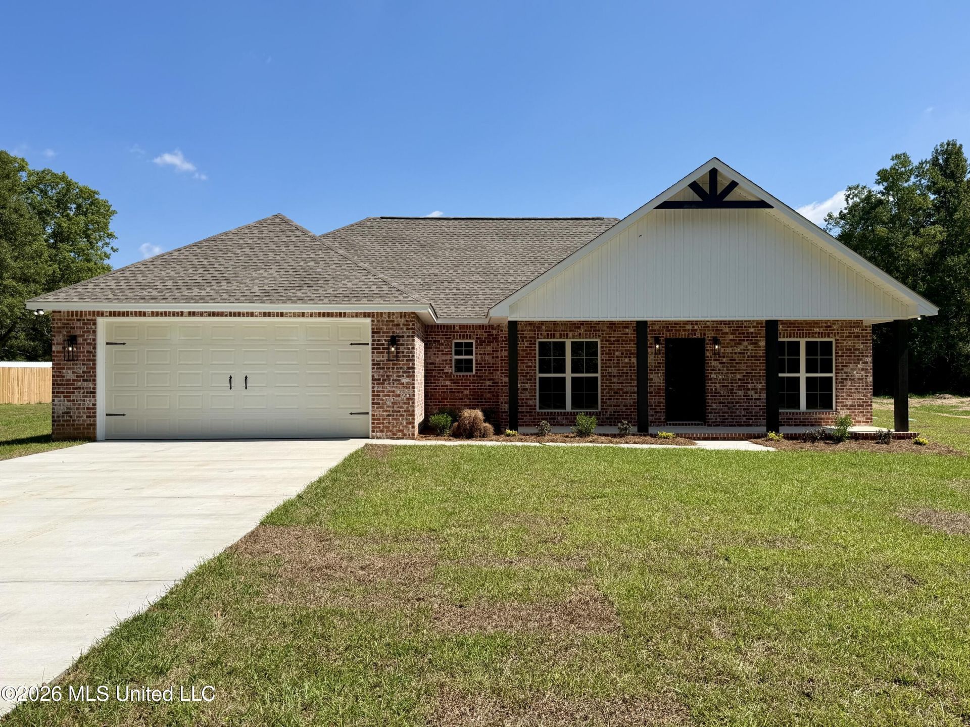 10 Henry Burns Lane, Petal, MS 39465 Main Photo