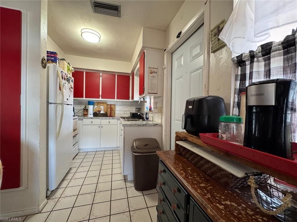 320 Inwood Ave S, Lehigh Acres, FL 33936 Photo