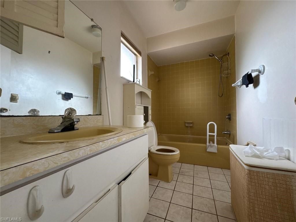 320 Inwood Ave S, Lehigh Acres, FL 33936 Photo