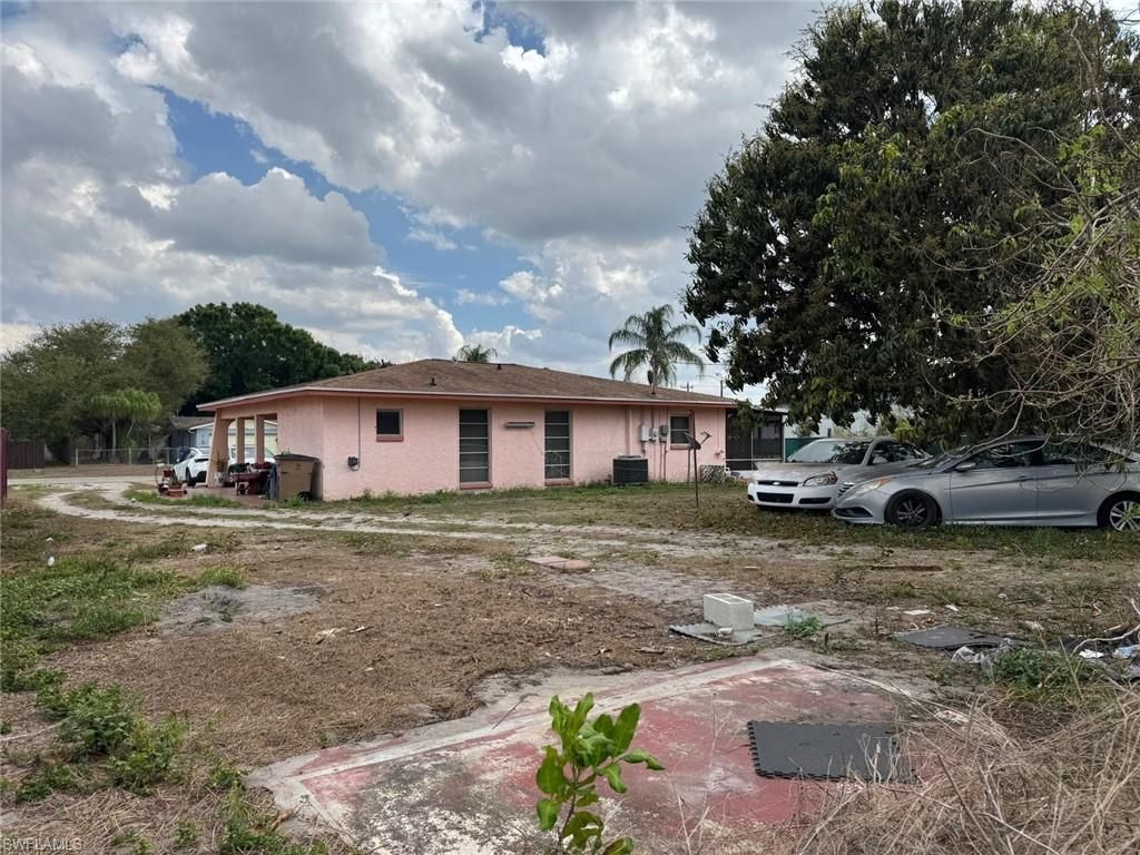 320 Inwood Ave S, Lehigh Acres, FL 33936 Photo