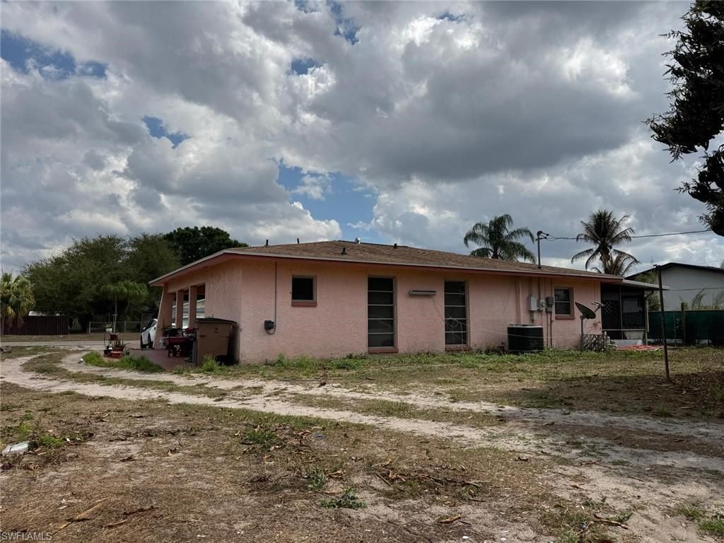 320 Inwood Ave S, Lehigh Acres, FL 33936 Photo