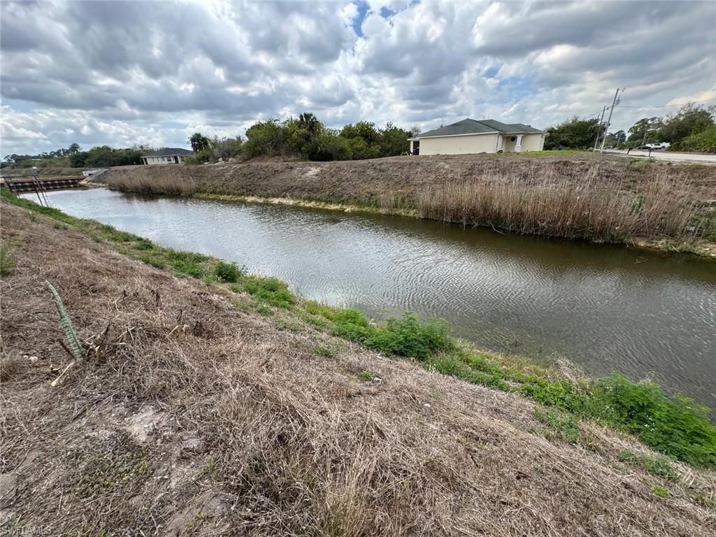 320 Inwood Ave S, Lehigh Acres, FL 33936 Photo