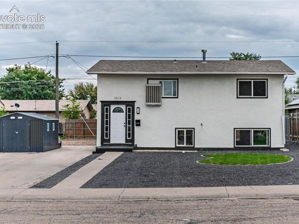 3816 Devonshire Lane, Pueblo, CO 81005