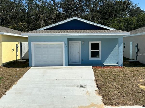 1458 LAS VILLAS BOULEVARD , SEBRING, FL 33870