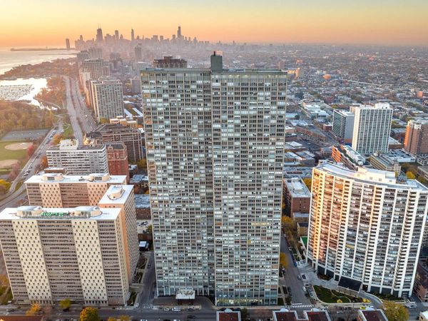 655 W Irving Park Road, Unit 5406, Chicago, IL 60613