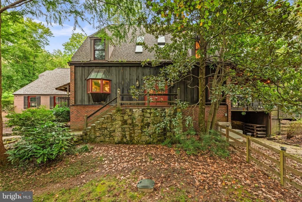 2001 THURSTON ROAD, FREDERICK, MD 21704
