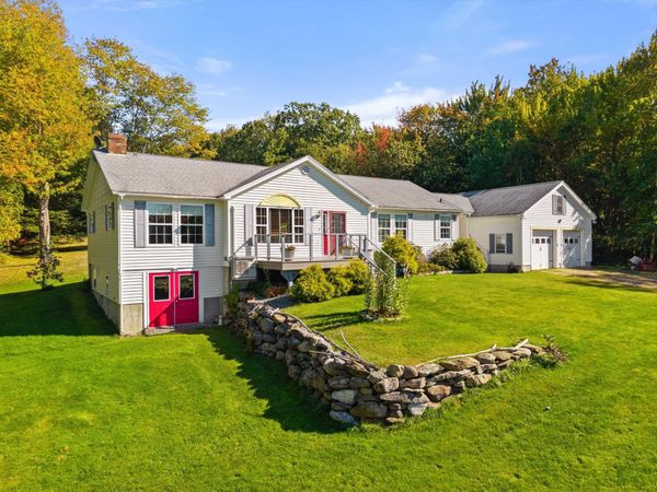 1113 River Road , Bucksport, ME 04416