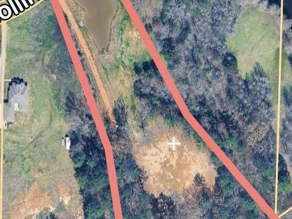 Rolling Oaks Lane, Senatobia, MS 38668