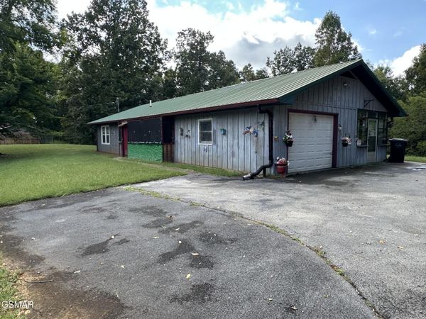 1020 Tramel Road , Sevierville, TN 37862