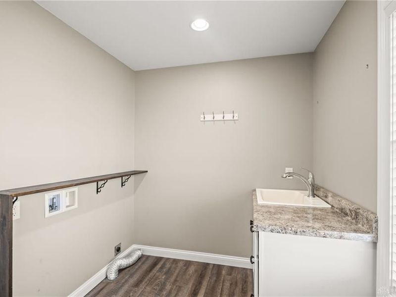111 Timber Trail, Anna, OH 45302 Photo 17