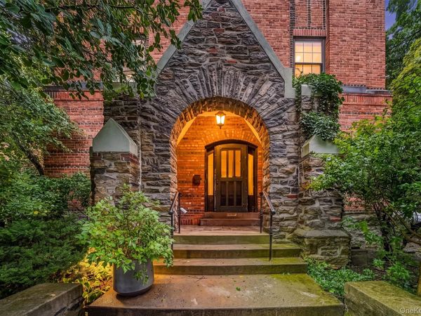 828 Bronx River Road, Unit 1AD, Bronxville, NY 10708