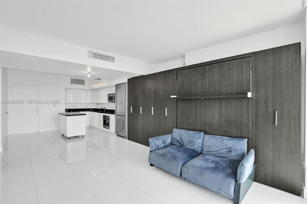 92 SW 3rd St , Unit 4109, Miami, FL 33130 Photo