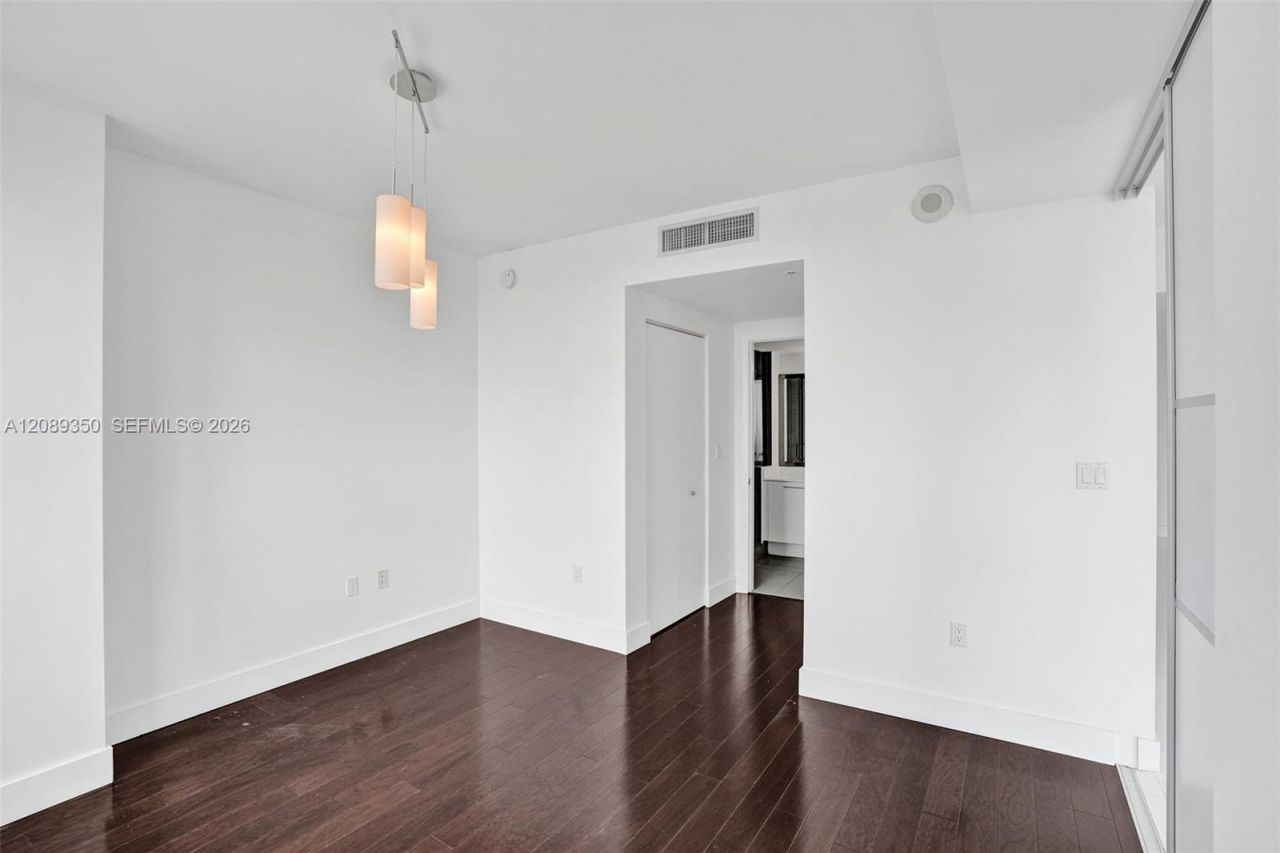 92 SW 3rd St , Unit 4109, Miami, FL 33130 Photo