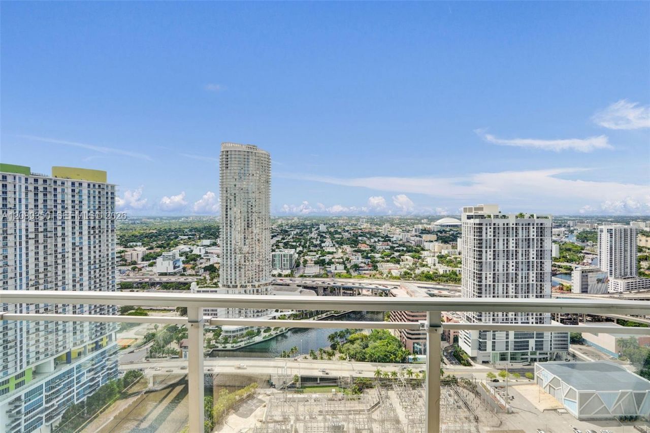 92 SW 3rd St , Unit 4109, Miami, FL 33130 Photo