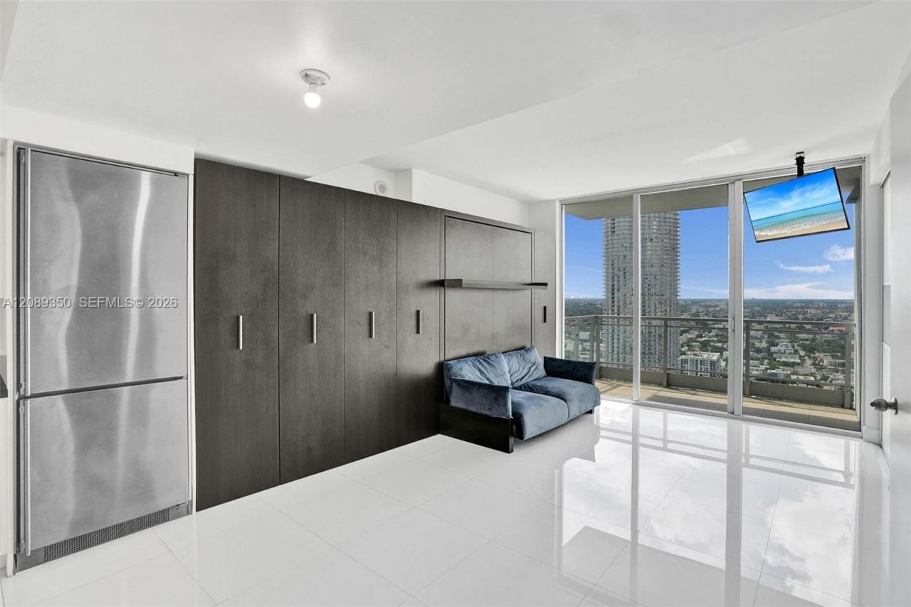 92 SW 3rd St , Unit 4109, Miami, FL 33130 Photo