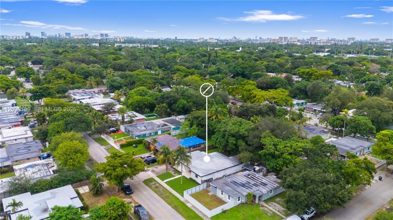 710 NE 142nd St , North Miami, FL 33161 Photo