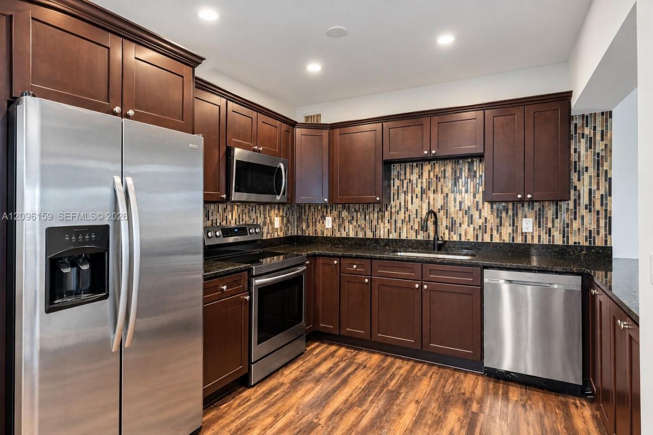 710 NE 142nd St , North Miami, FL 33161 Photo