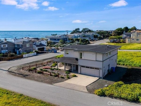 305 Ivar Street, Cambria, CA 93428