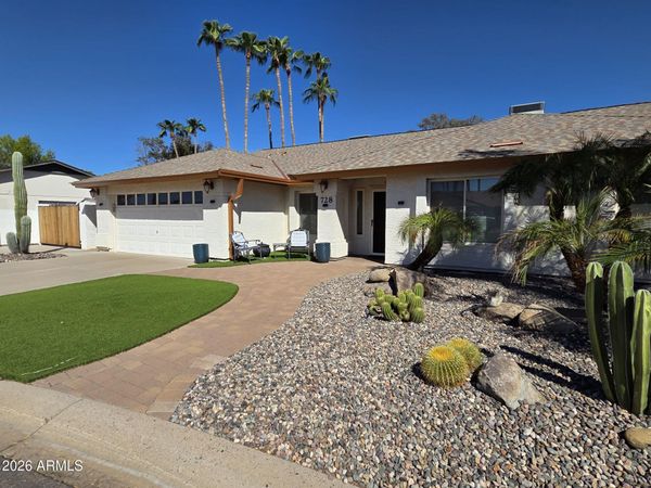 728 E KINGS Avenue, Phoenix, AZ 85022