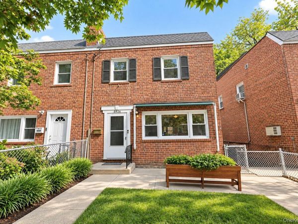 5926 Post Road , Bronx, NY 10471