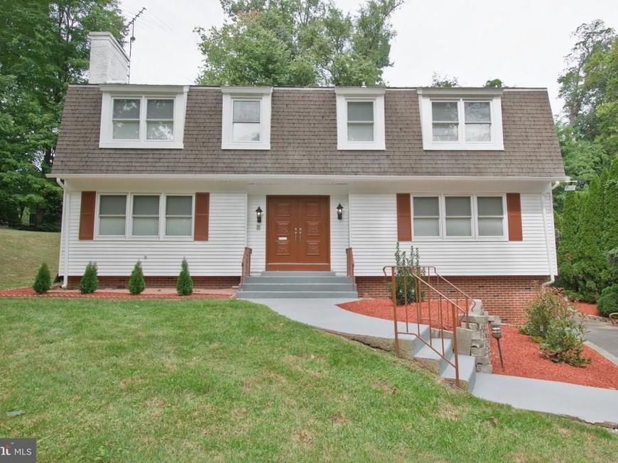 934 Tookany Creek Parkway, Cheltenham, PA 19012 Main Photo