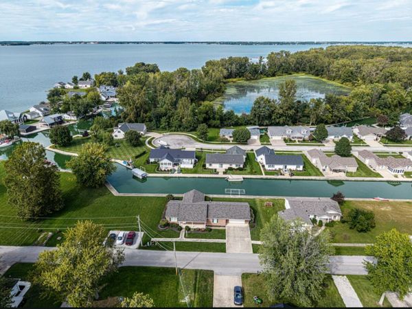 5250 Grove Drive, Celina, OH 45822