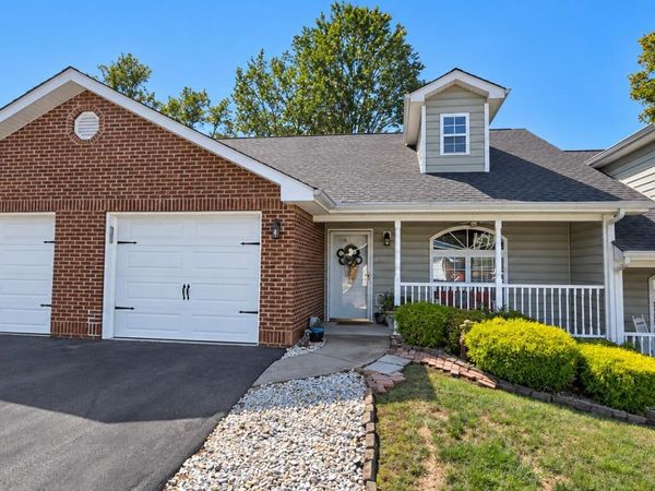 40 Sagewood Court, Unit 40, Jonesborough, TN 37659