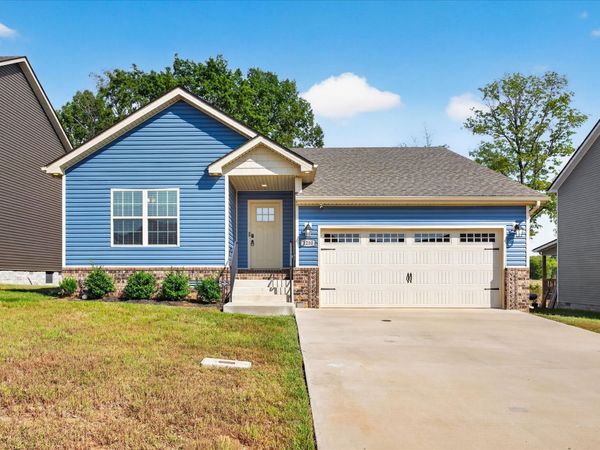 1280 Cardinal Creek Dr , Clarksville, TN 37040