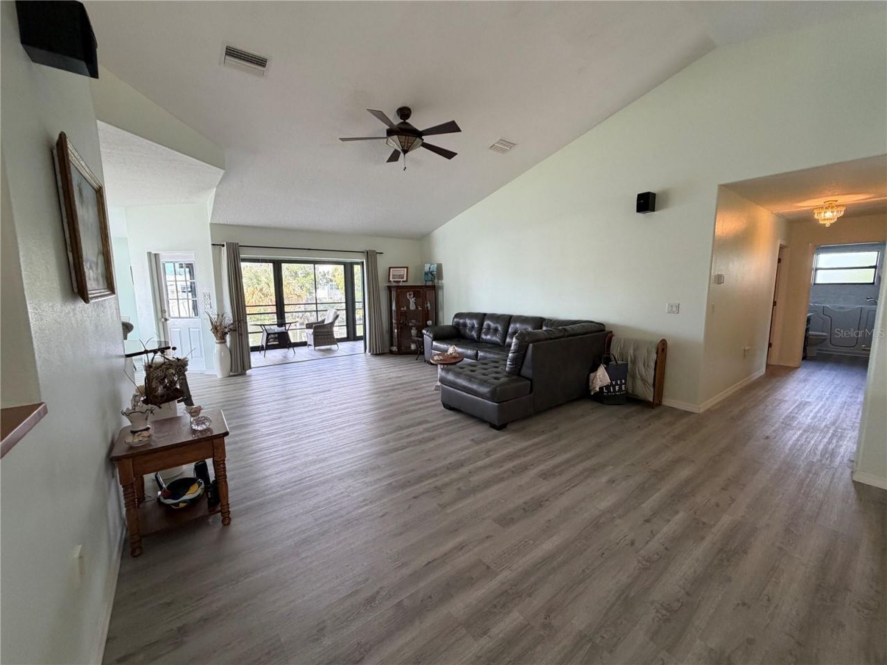 1610 NW 20th Avenue, Crystal River, FL 34428 Photo