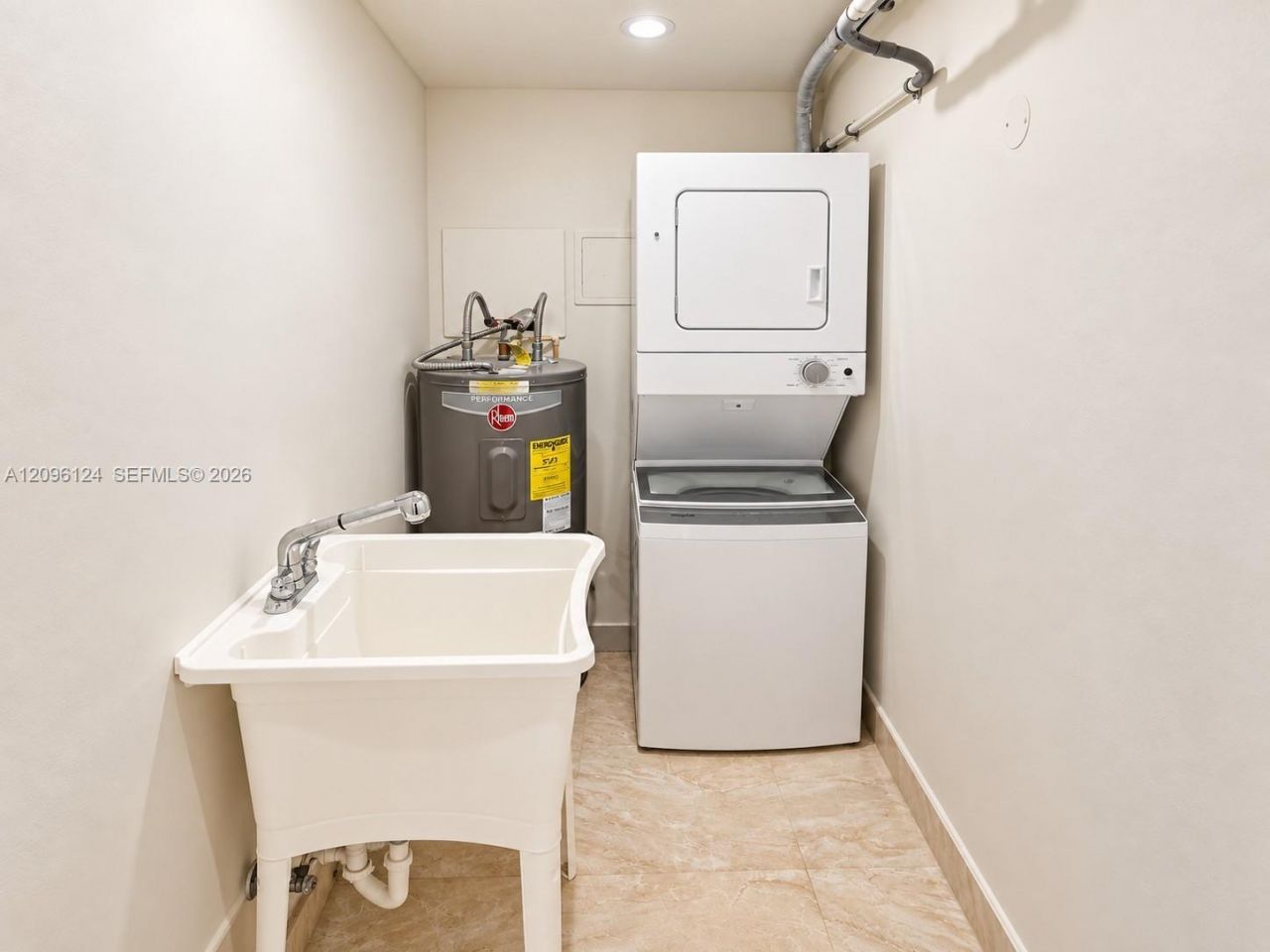 3884 NW 2nd St, Unit 1, Miami, FL 33126 Photo