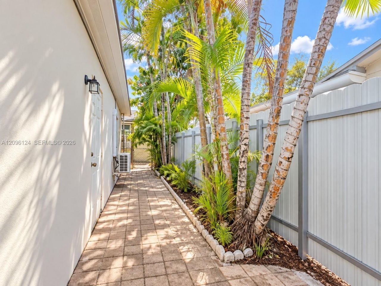 3884 NW 2nd St, Unit 1, Miami, FL 33126 Photo