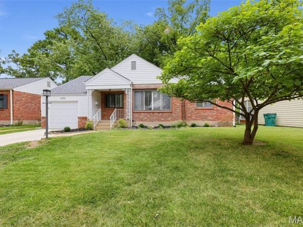 1200 Selma Avenue, Webster Groves, MO 63119