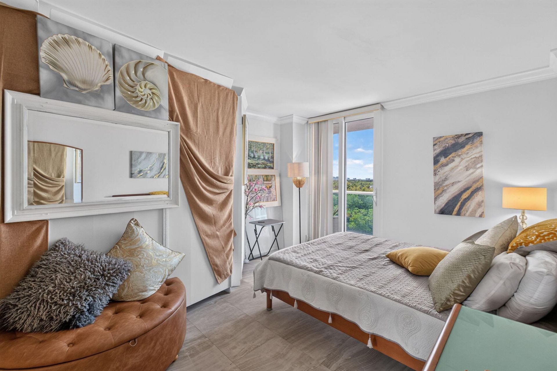 100 Bayview Drive, Unit 620, Sunny Isles Beach, FL 33160 Photo