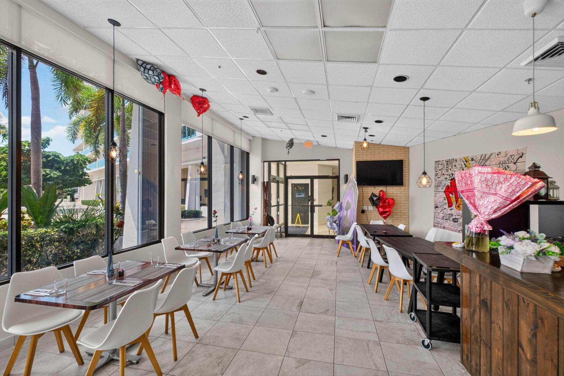 100 Bayview Drive, Unit 620, Sunny Isles Beach, FL 33160 Photo