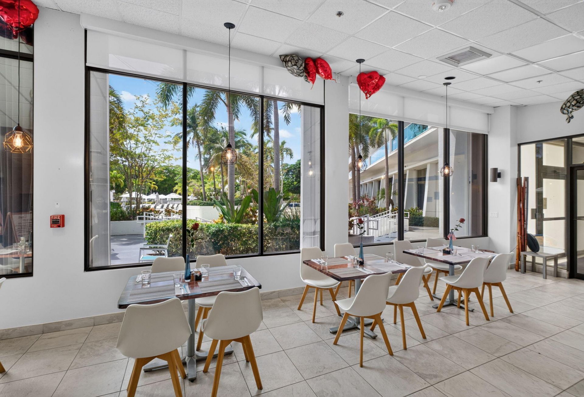 100 Bayview Drive, Unit 620, Sunny Isles Beach, FL 33160 Photo