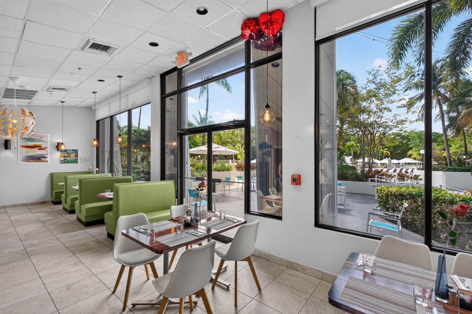 100 Bayview Drive, Unit 620, Sunny Isles Beach, FL 33160 Photo