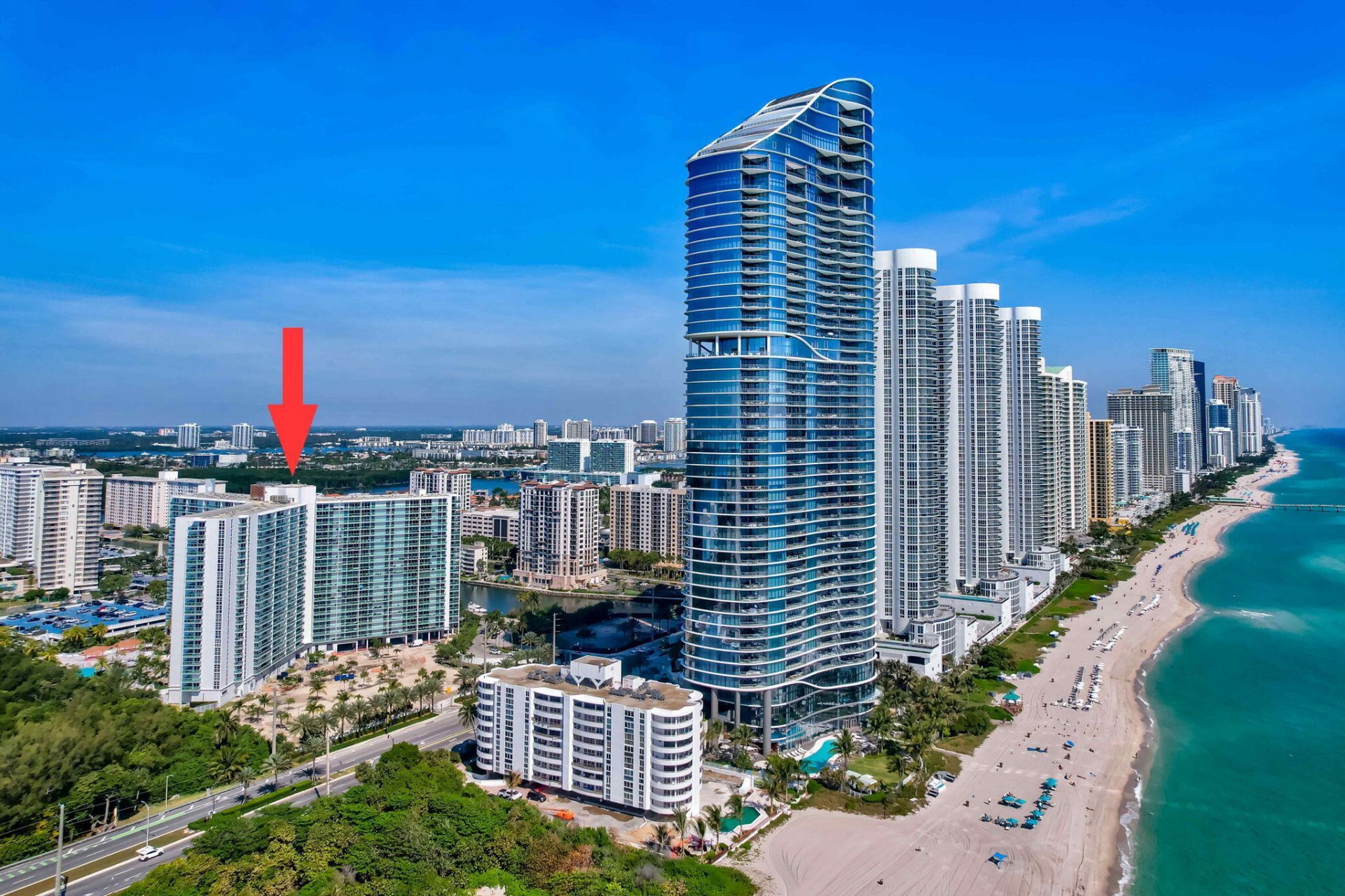 100 Bayview Drive, Unit 620, Sunny Isles Beach, FL 33160 Photo