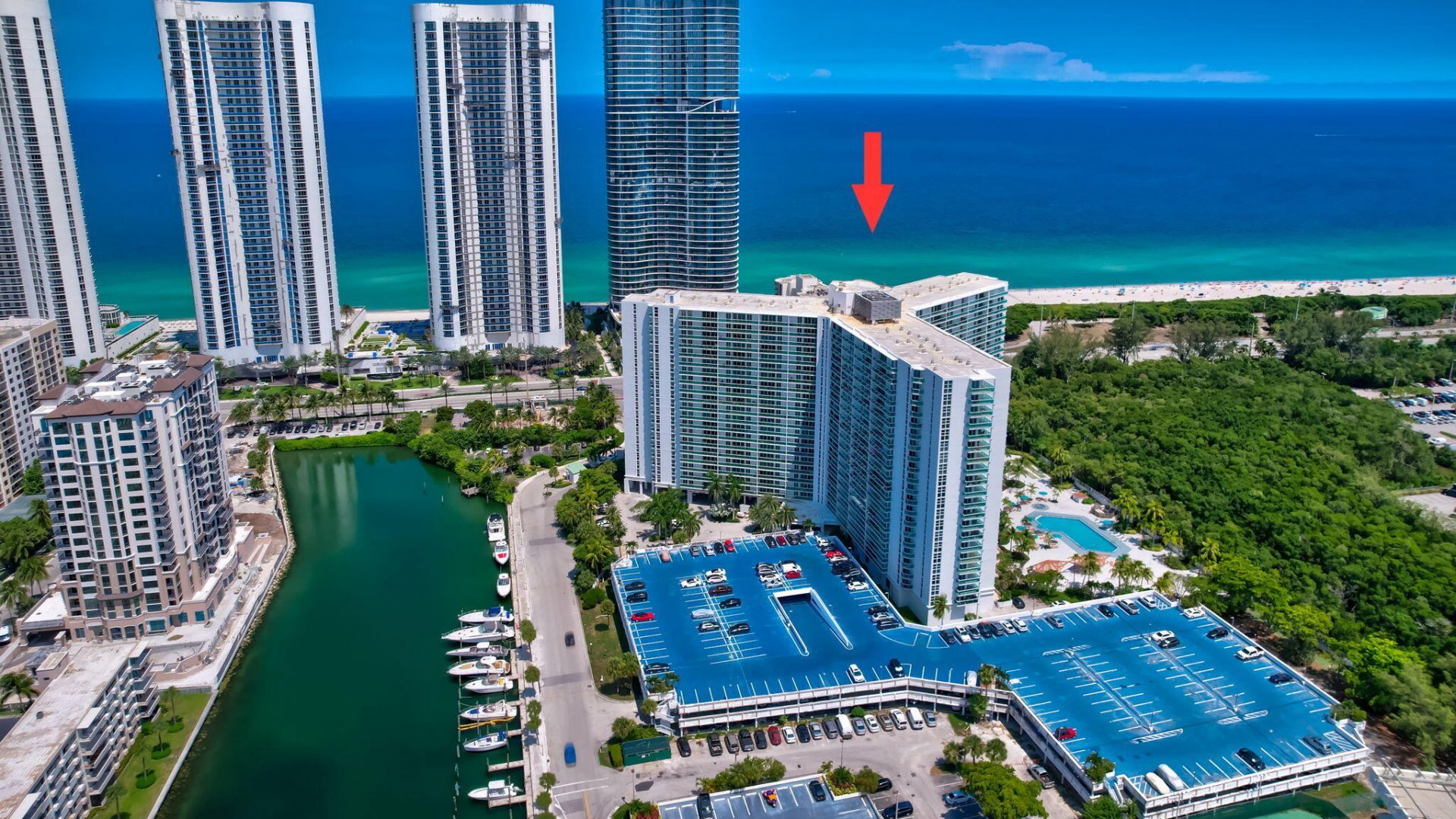 100 Bayview Drive, Unit 620, Sunny Isles Beach, FL 33160 Photo