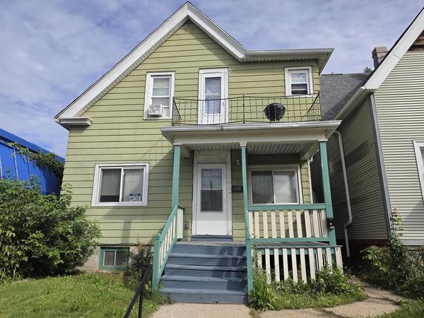 2856 N Holton STREET, Milwaukee, WI 53212
