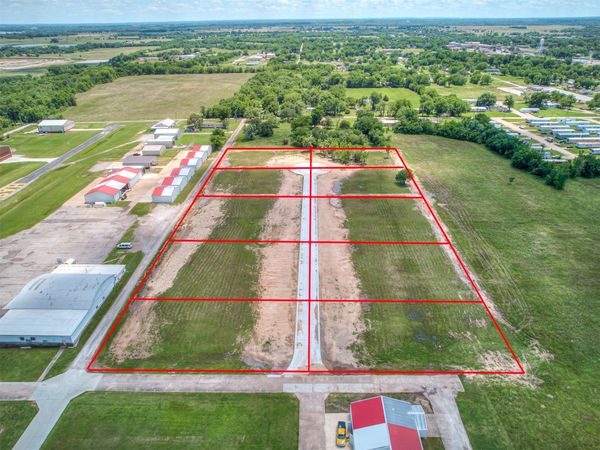 1104 N Amelia Lane , Haskell, OK 74436