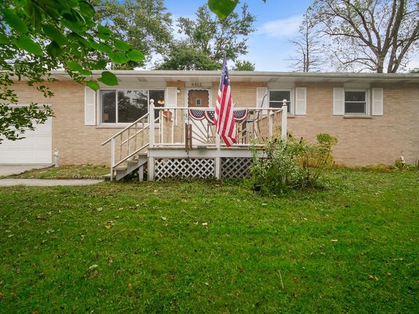 6312 Lakewood Avenue , Portage, IN 46368