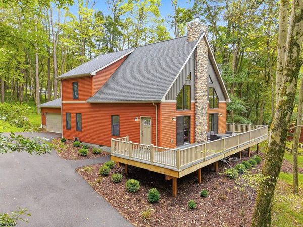 70 Goldfinch Lane, Terra Alta, WV 26764
