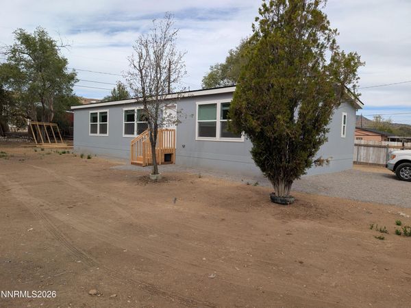 259 W Gepford Parkway, Sun Valley, NV 89433