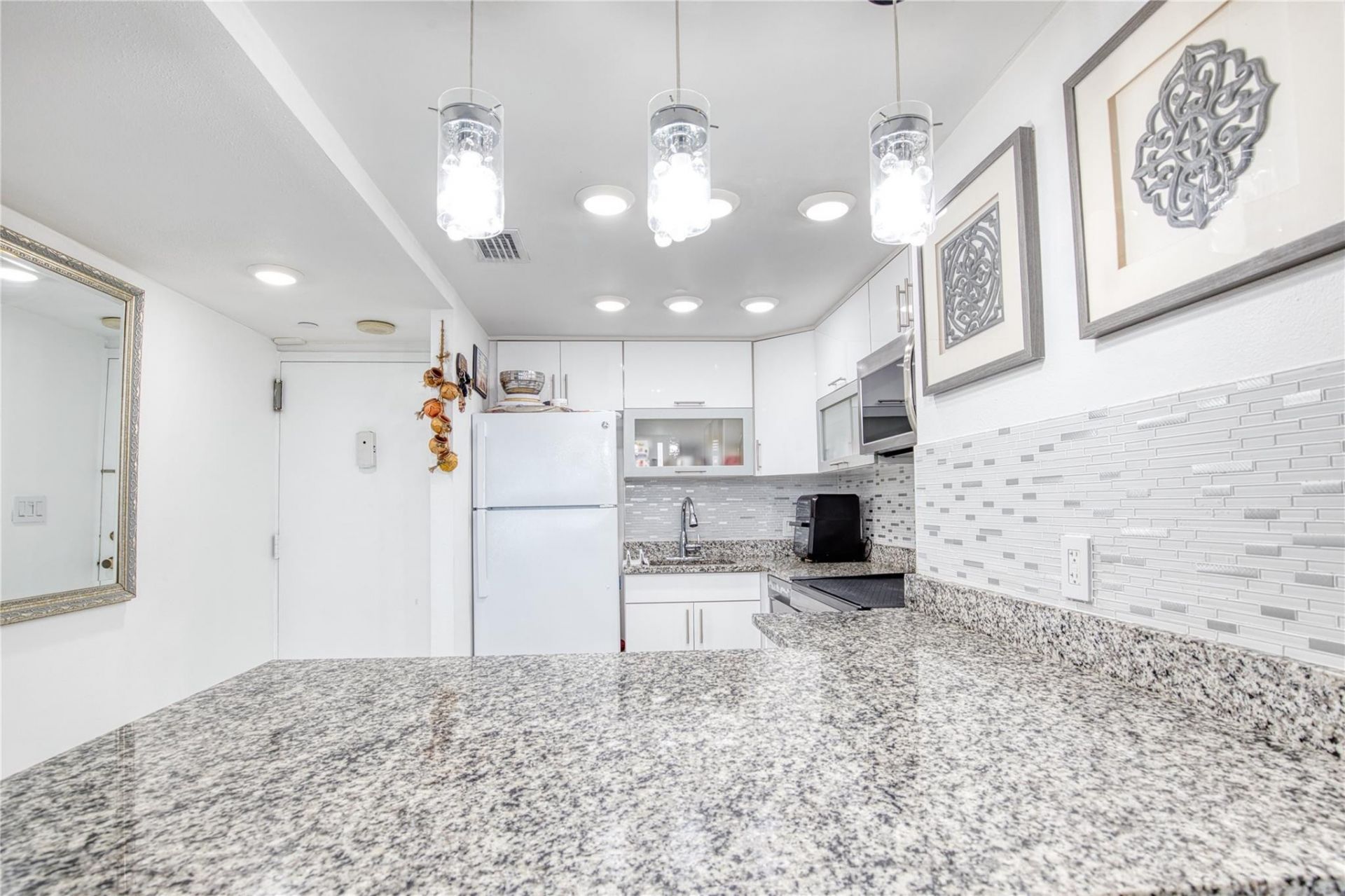 111 Briny Avenue, Unit 20-08, Pompano Beach, FL 33062 Photo
