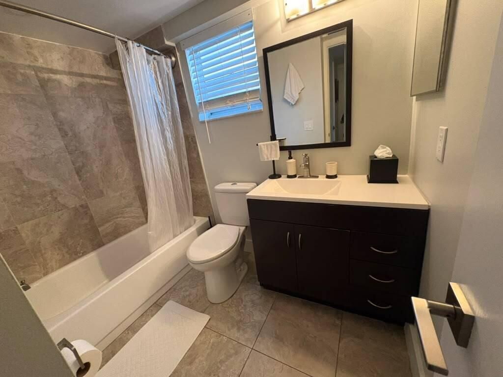4311 Crystal Lake Drive, Pompano Beach, FL 33064 Photo