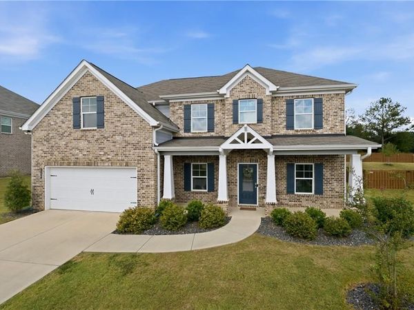 136 Petunia Court , Mcdonough, GA 30252