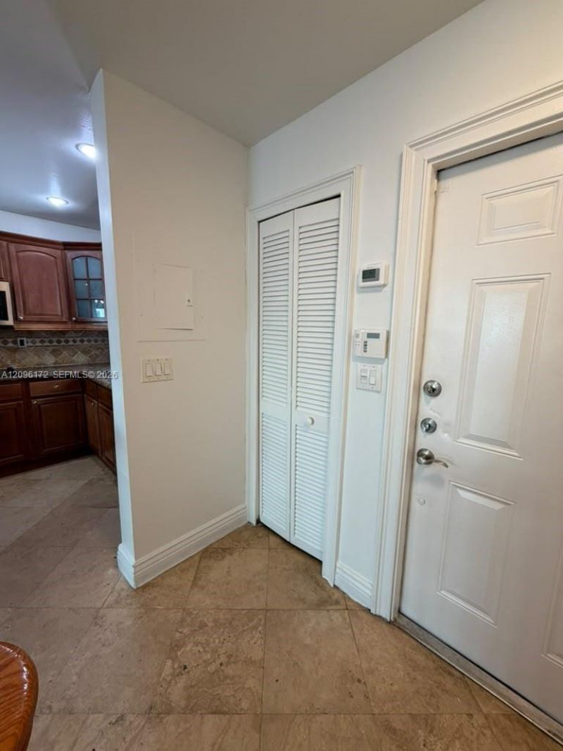 2375 W 74th St , Unit 105-6, Hialeah, FL 33016 Photo