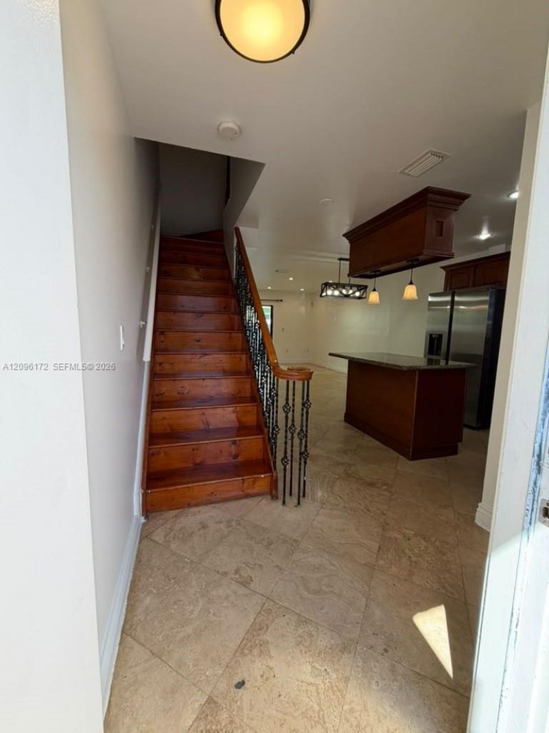 2375 W 74th St , Unit 105-6, Hialeah, FL 33016 Photo