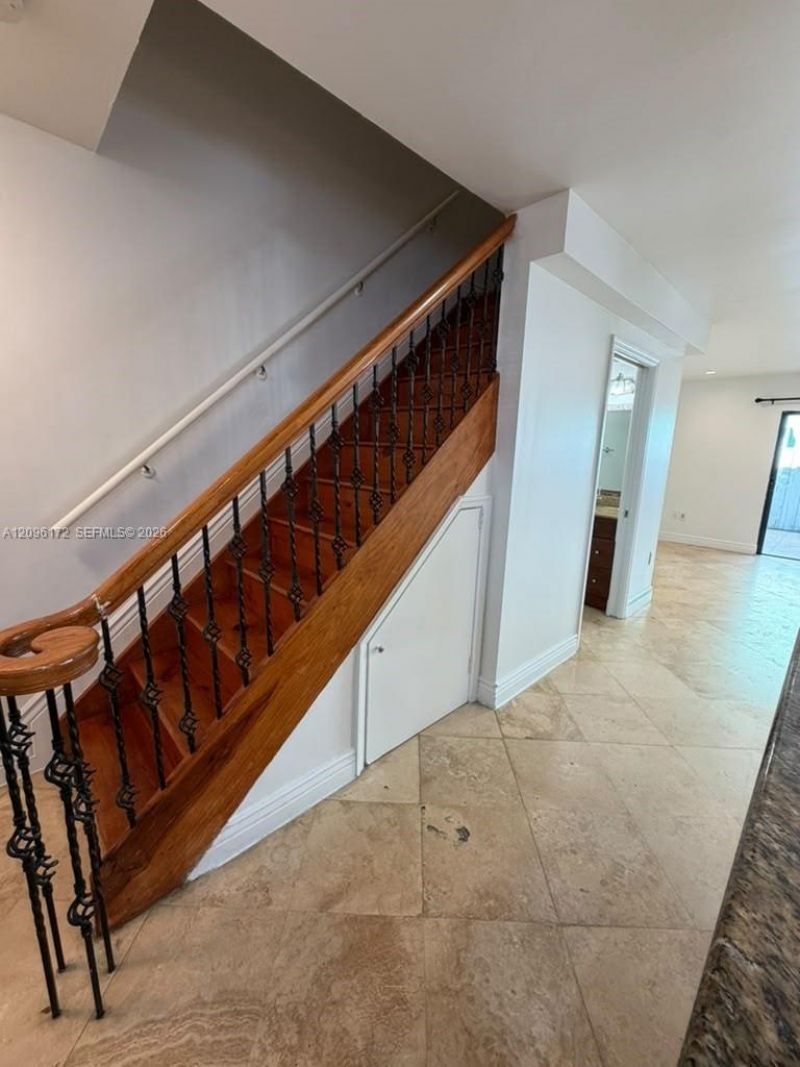2375 W 74th St , Unit 105-6, Hialeah, FL 33016 Photo