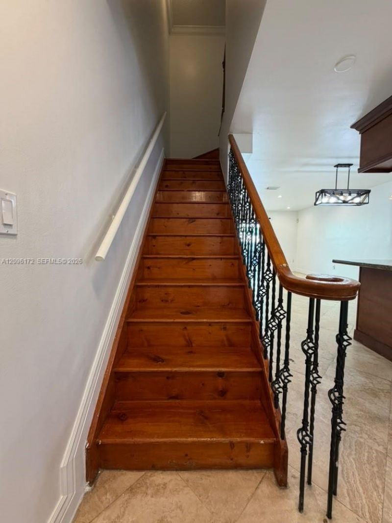 2375 W 74th St , Unit 105-6, Hialeah, FL 33016 Photo